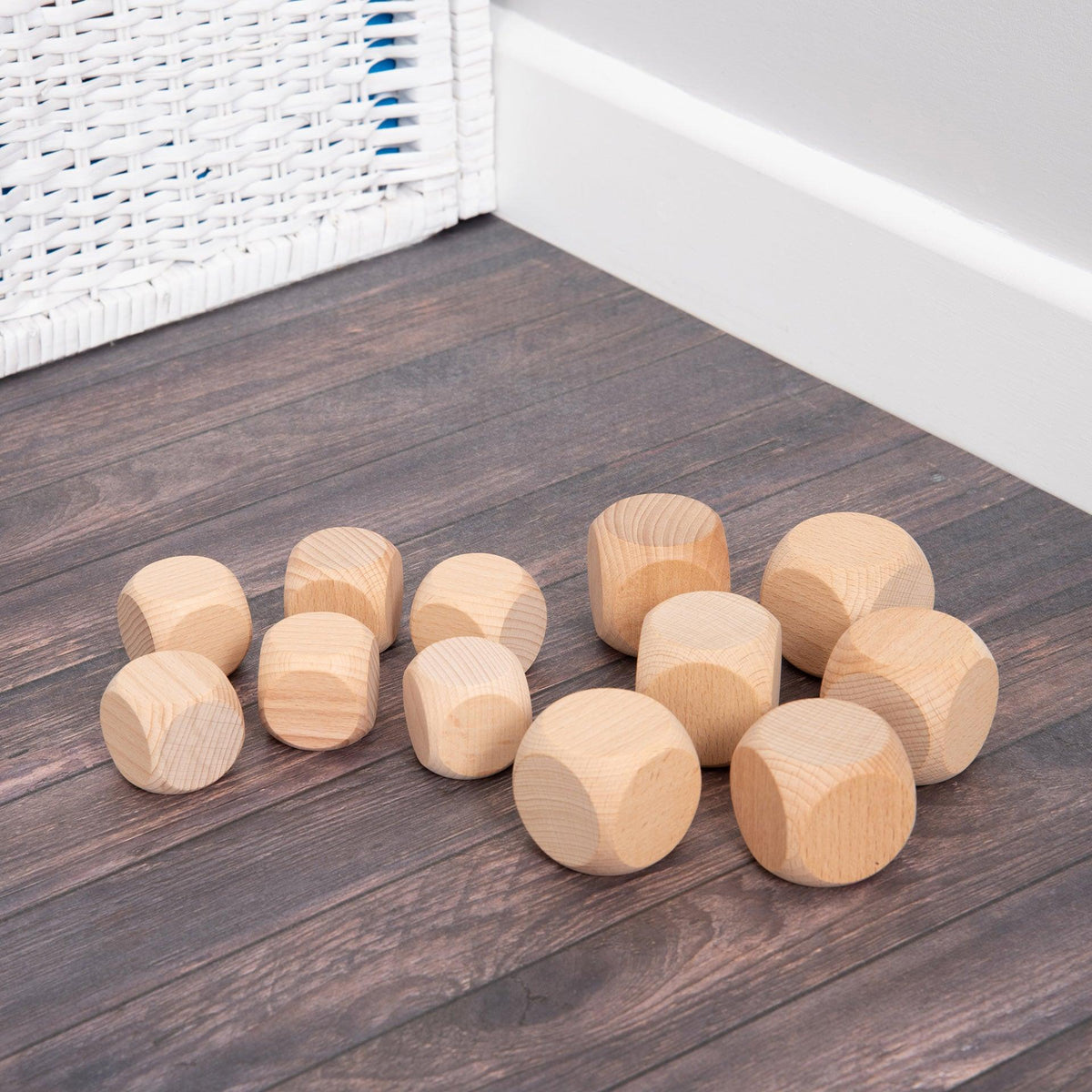 TickiT Natural Wooden Heuristic Cubes – 6 Buchenholzwürfel, Je 5x5x5 Cm, Für Kinder Ab 10 Monaten