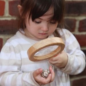 tickit Wooden Hand Lens -   