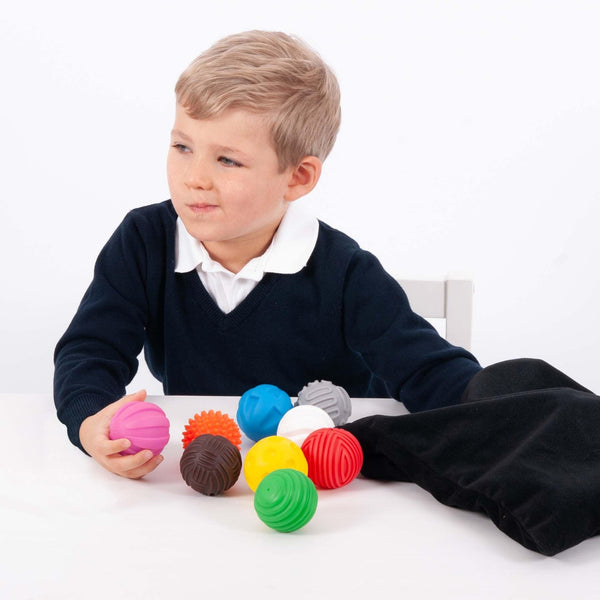TickiT Discovery Ball Activity Set 4